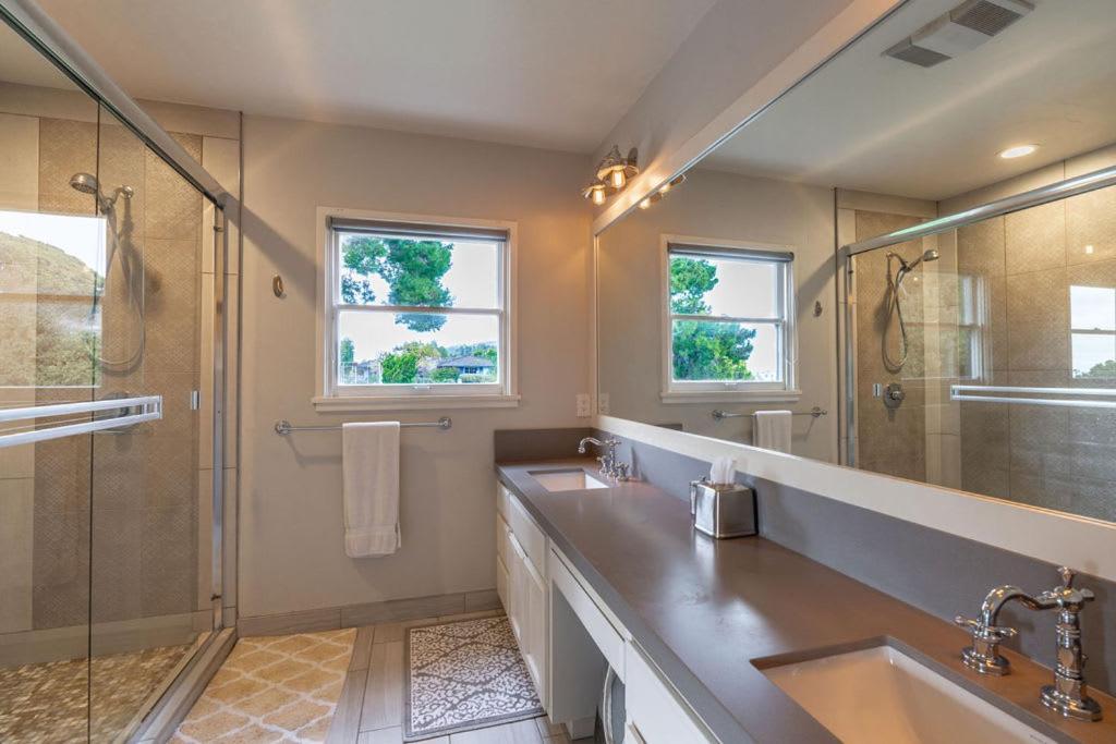 Walk To Stunning Views La Jolla Shores Holiday home *